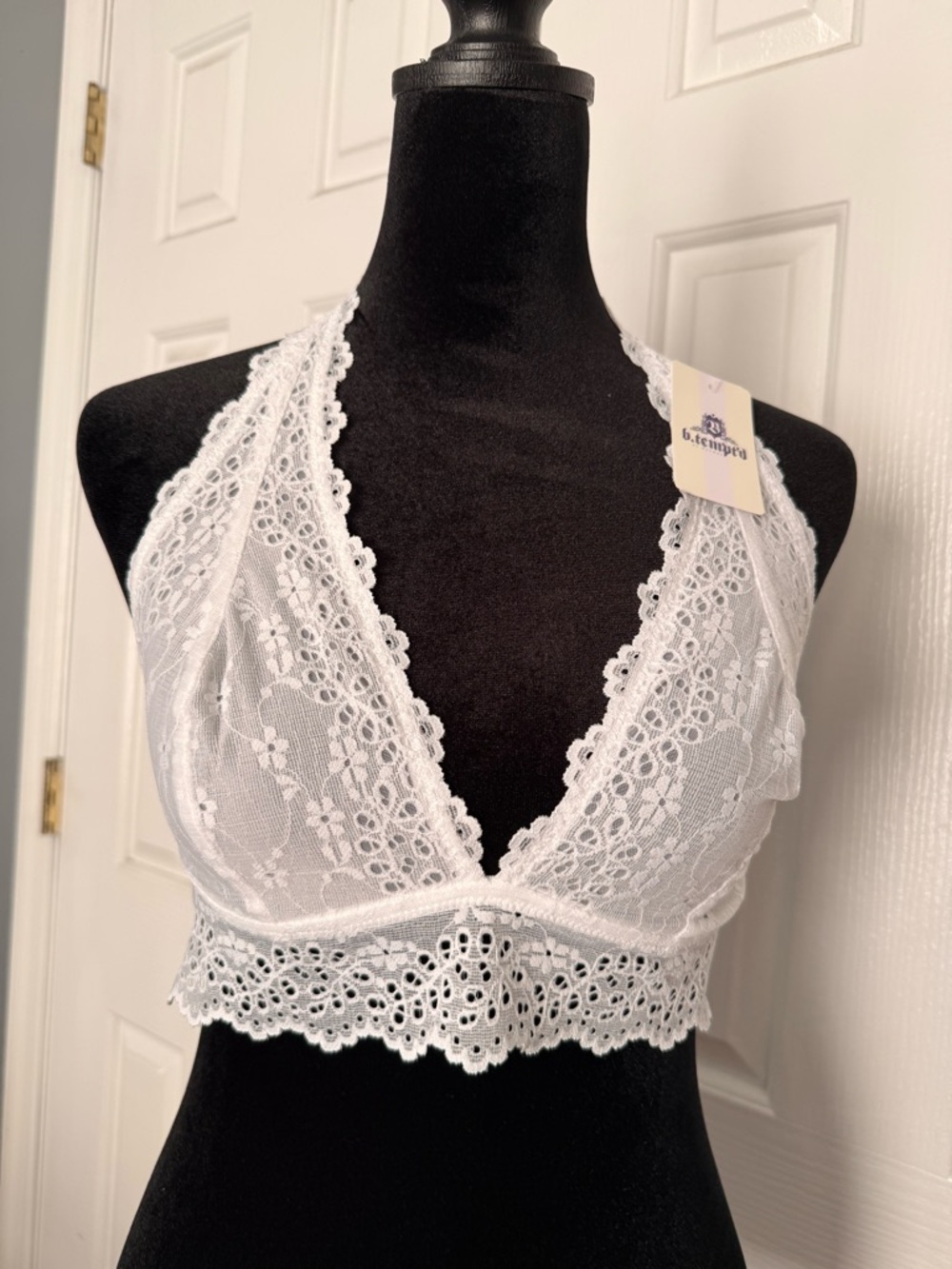 b.tempt’d Lace Bralette White Halter Sheer Floral L Large NWT